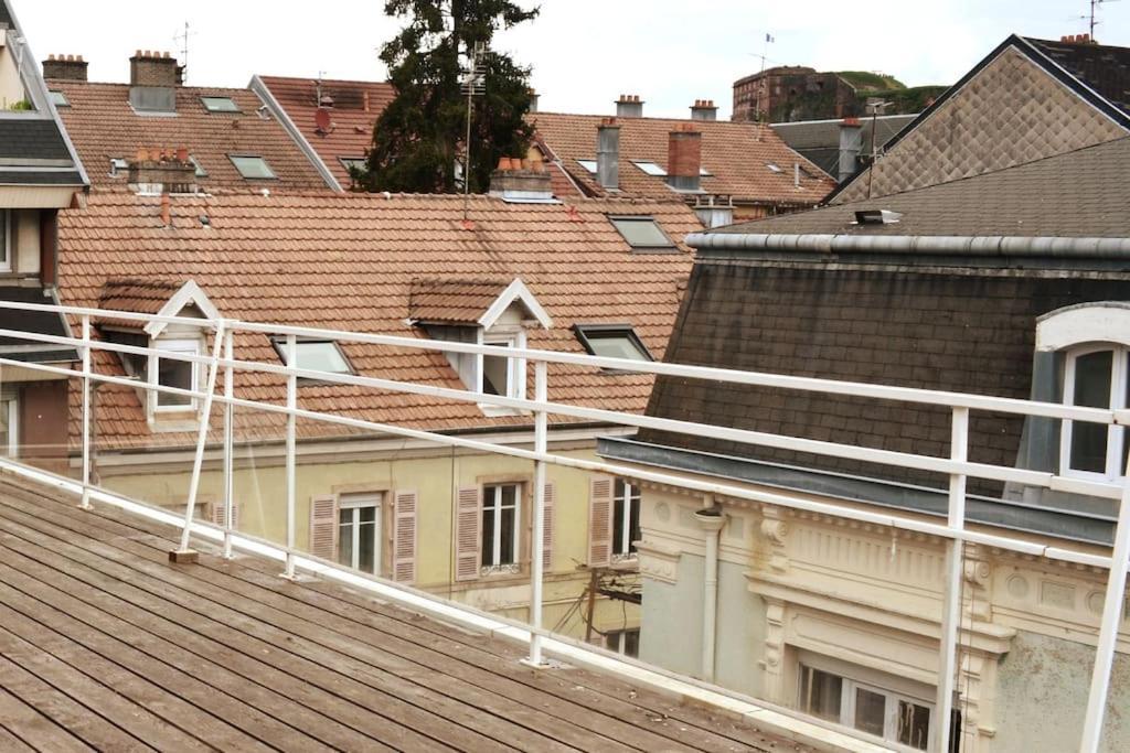 Appartement-Terrasse Parking Prive Meuble De Tourisme 4 Etoiles Belfort Bagian luar foto
