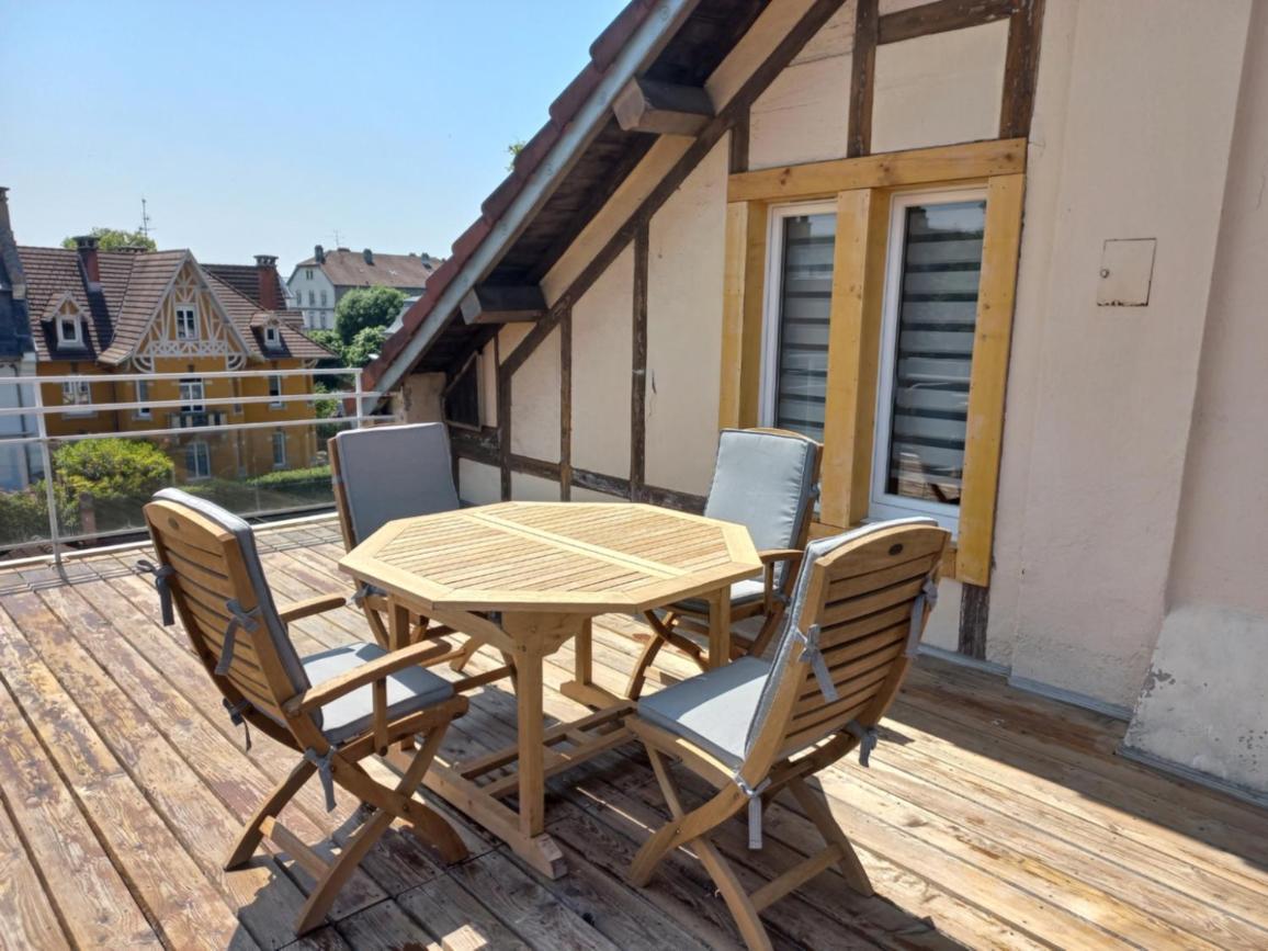 Appartement-Terrasse Parking Prive Meuble De Tourisme 4 Etoiles Belfort Bagian luar foto